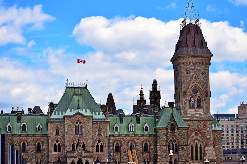 Mystery Box Ottawa: Buy Liquidation Boxes for Resellers in Ottawa, Ontario