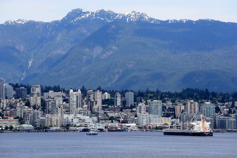 Mystery Box Vancouver: Buy Liquidation Boxes for Resellers in Vancouver, British Columbia