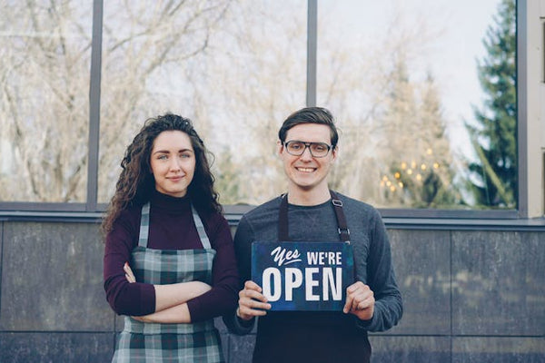 How to Build a Reselling Business in Canada from Scratch (2026)