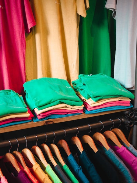 Clothing And Apparel Mystery Box Canada — Retail Overstock Clothing And Apparel for Resellers